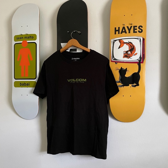 Volcom T Shirt - Picture 1 of 2